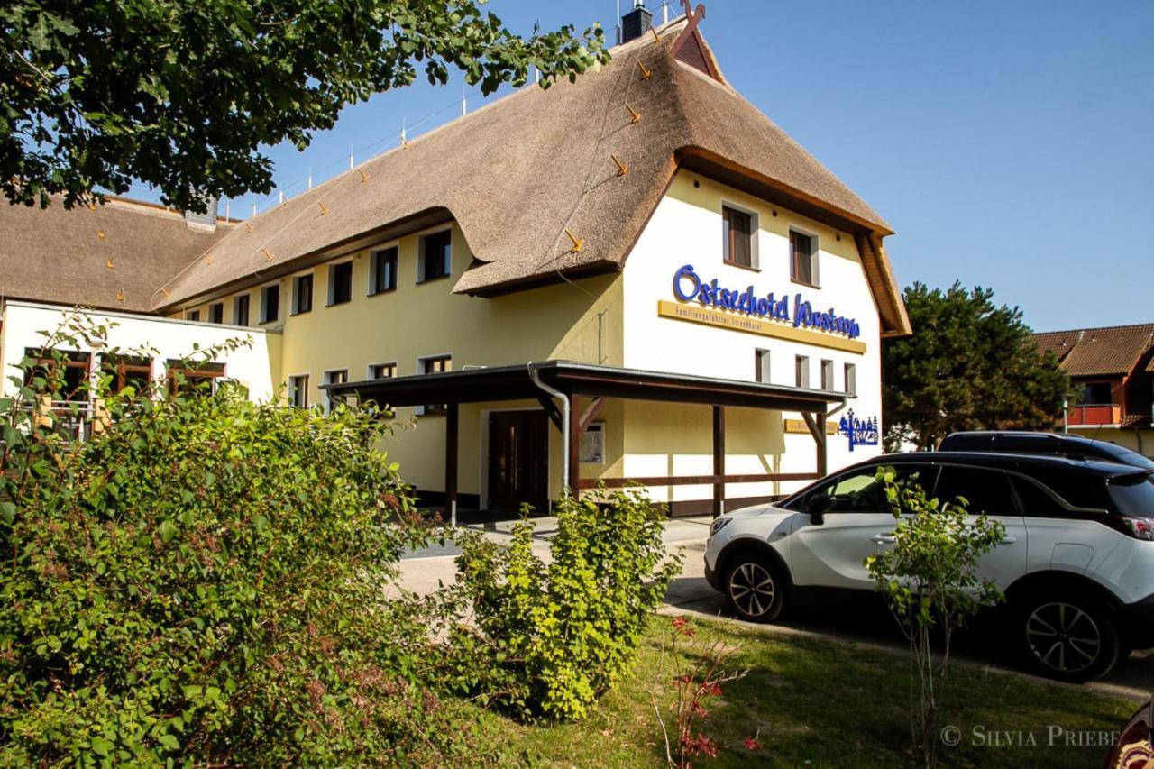 Ostseehotel Wustrow วุสโทรว์ ภายนอก รูปภาพ